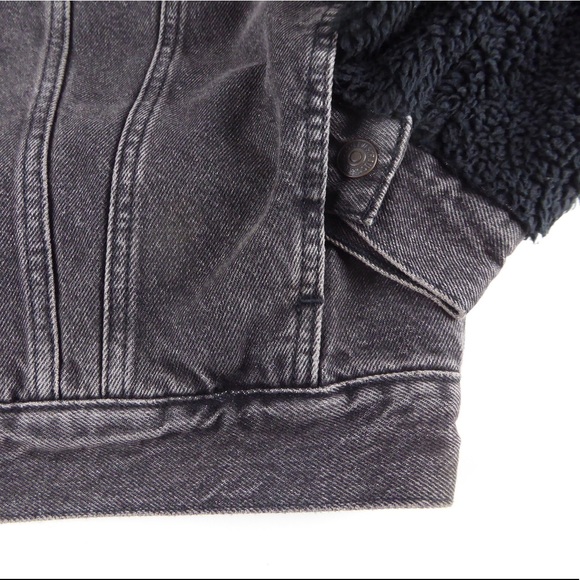 Levi’s Premium Faux Sherpa Sleeves Hybrid Denim Trucker Jacket w Hood NWT - Picture 5 of 12